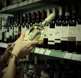 Сократить продажу крепкого алкоголя